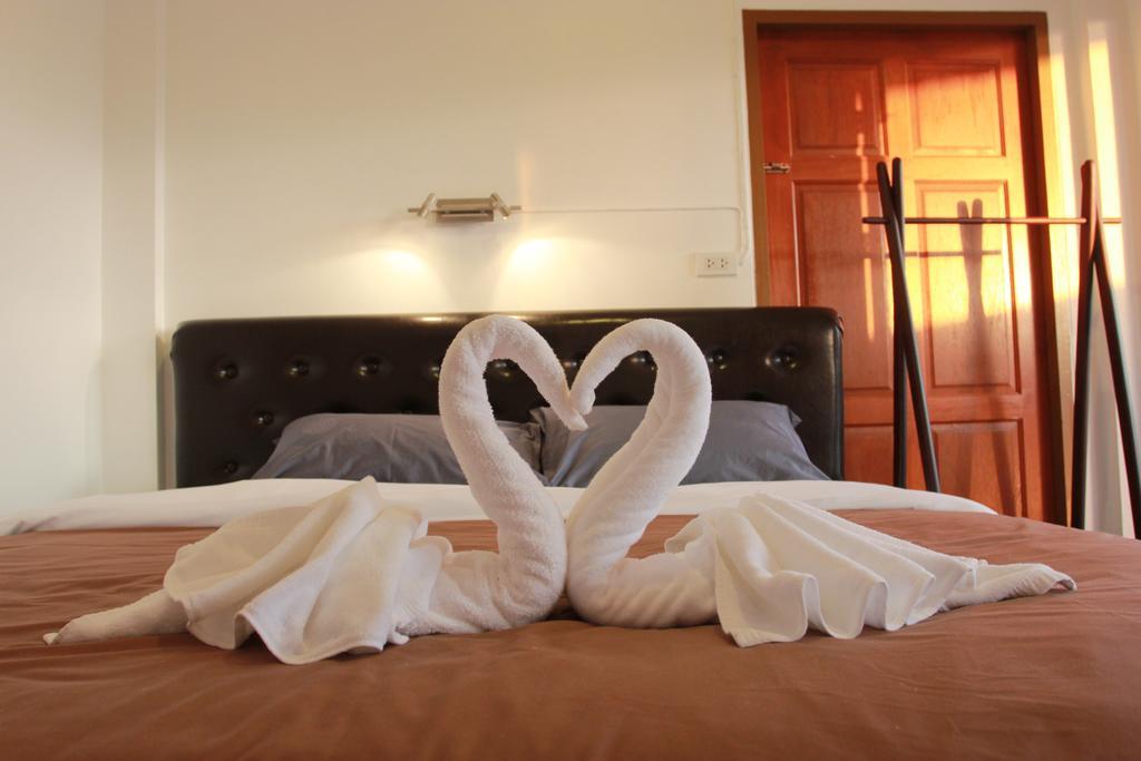Barefeet Naturist Resort Bangkok Exterior foto