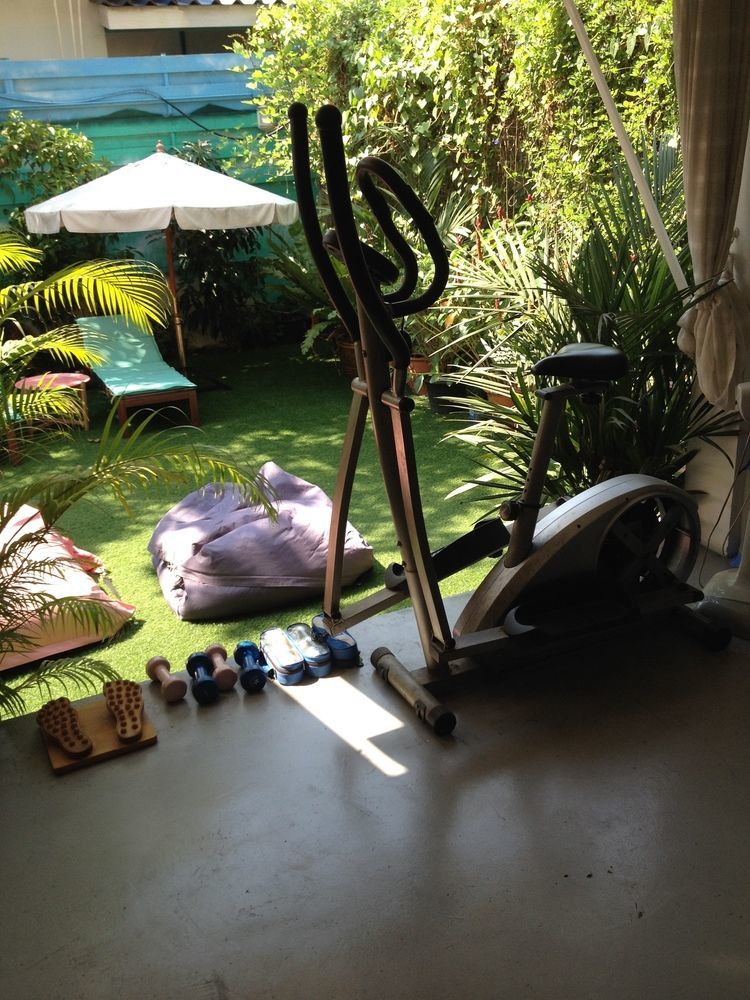 Barefeet Naturist Resort Bangkok Exterior foto