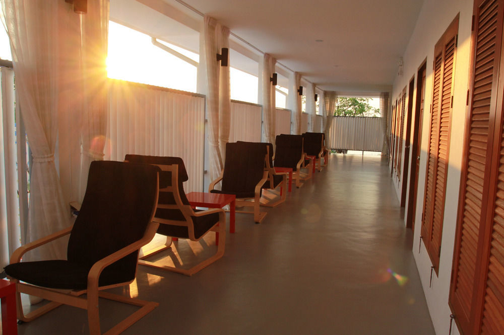 Barefeet Naturist Resort Bangkok Exterior foto