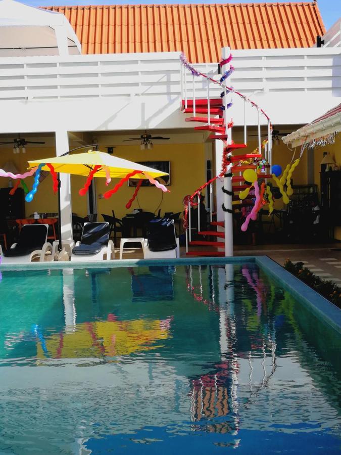 Barefeet Naturist Resort Bangkok Exterior foto